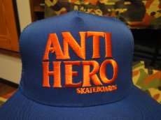 画像2: ANTI HERO BLACK HERO EMB MESH CAP (2)