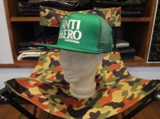 画像1: ANTI HERO BLACK HERO EMB MESH CAP (1)