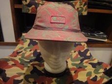 画像2: LRG PAISLEY 5-PANEL HAT(MAGENTA) (2)