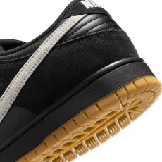 画像9: NIKE SB DUNK LOW PRO”BLACK/WHITE-GU” (20%off) (9)