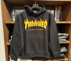 画像1: THRASHER FLAME LOGO HOODIE SWEAT PARKA（BLACK） (1)