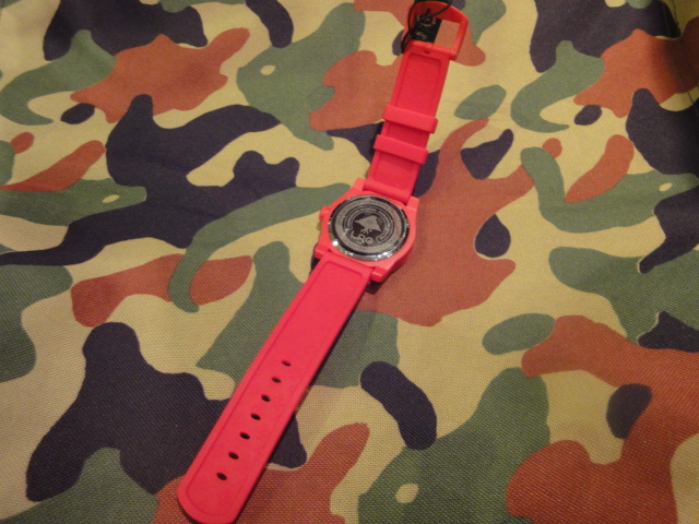 LRG VOLT-P WATCH(RED) - FILE